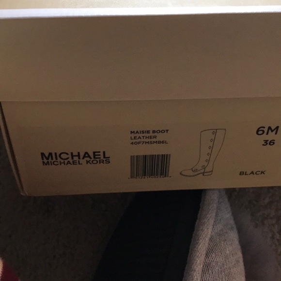 New Michael Kors knee boots - Picture 4 of 4
